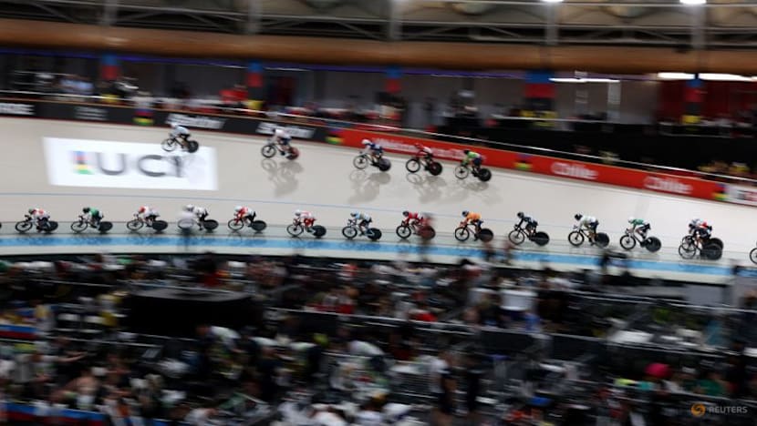 Golden Dutch dominate day one of world track championships