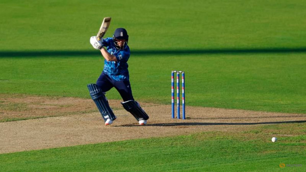 Duckett pulls out of IPL to focus on England career, risks two-season ban