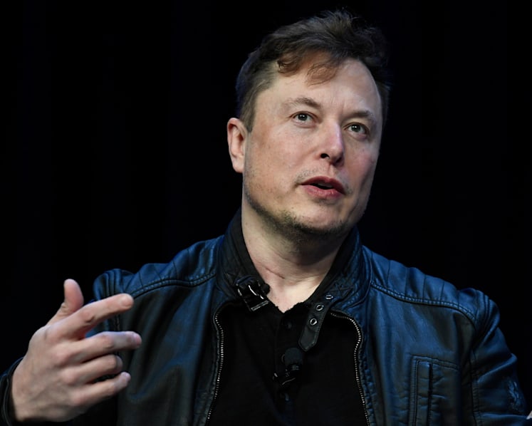 Ukraine contacted Musk's SpaceX over Russian drones using Starlink