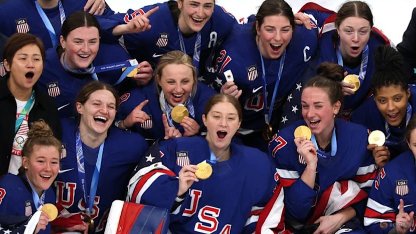 Ice hockey-United States beat Canada in overtime for women's gold