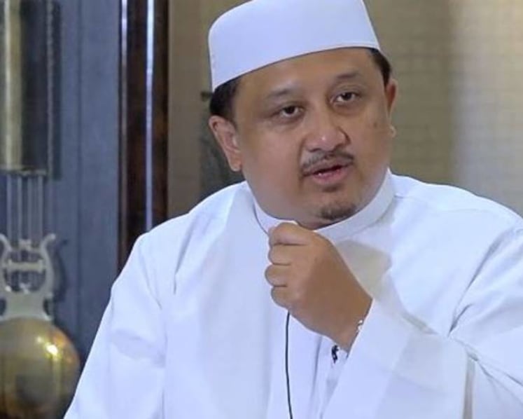 Well-known religious teacher charged with cheating in Haj tour scam