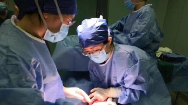 中国夫妇想要第三胎 结果迎来了三胞胎 