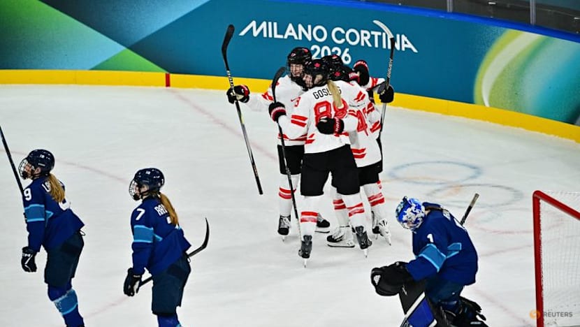 Ice hockey-Canada women cruise to shutout win over Finland to seal group runners-up spot