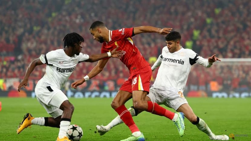 Diaz treble leads Liverpool to 4-0 win over Leverkusen on Alonso's return Diaz treble leads Liverpool to 4-0 win over Leverkusen on Alonso's return