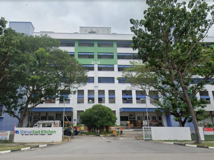 Suspension of Ho Kee Pau's supplier marks latest hygiene lapse at JTC building. Could upkeep be a factor? Suspension of Ho Kee Pau's supplier marks latest hygiene lapse at JTC building. Could upkeep be a factor?