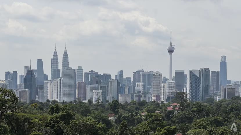 Dua rakyat Singapura antara lapan yang ditangkap dalam serbuan dadah di hotel KL susuli kematian seorang lelaki