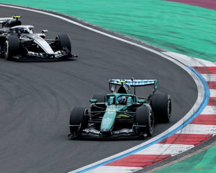 Motor-racing-Alonso 'couldn’t feel hands or feet' during Chinese Grand Prix