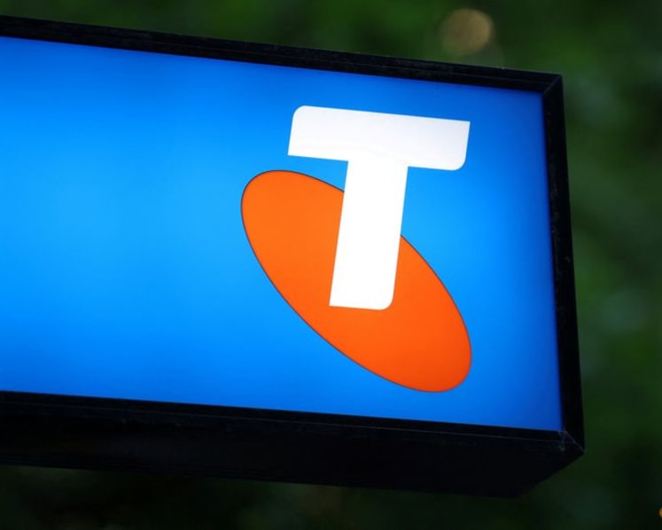 Telstra dials up shareholder returns with A$1 billion buyback, posts modest profit rise