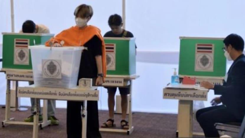 Suruhanjaya Pilihan Raya Thailand sahkan keputusan boleh bentuk kerajaan baru