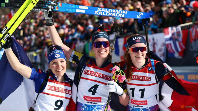 Biathlon-Strong shooting gives Oeberg mass start gold at world championships