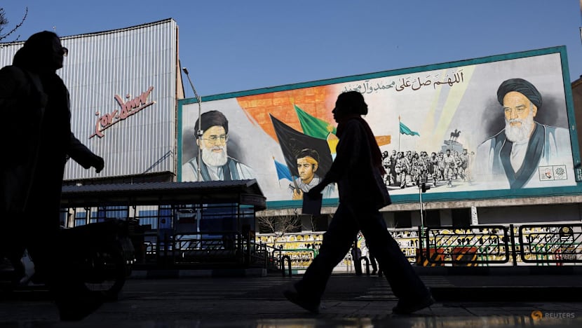 Iran promises flexibility at nuclear talks amid threat of US strikes