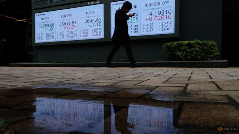 Japan's finance ministry proposes cutting super-long JGB supply