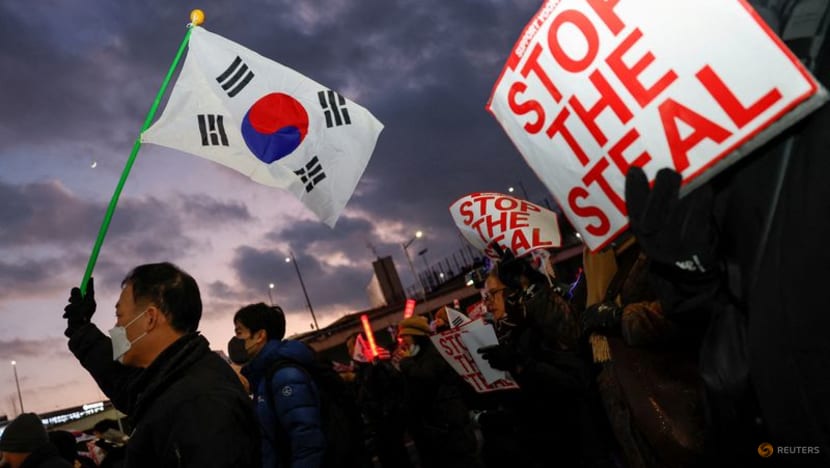 Supporters of arrested South Korean president Yoon draw parallels between his and Trump’s claims of election fraud Supporters of arrested South Korean president Yoon draw parallels between his and Trump’s claims of election fraud