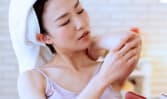 What causes elbows and knees to darken? Skincare tips on dealing with hyperpigmentation