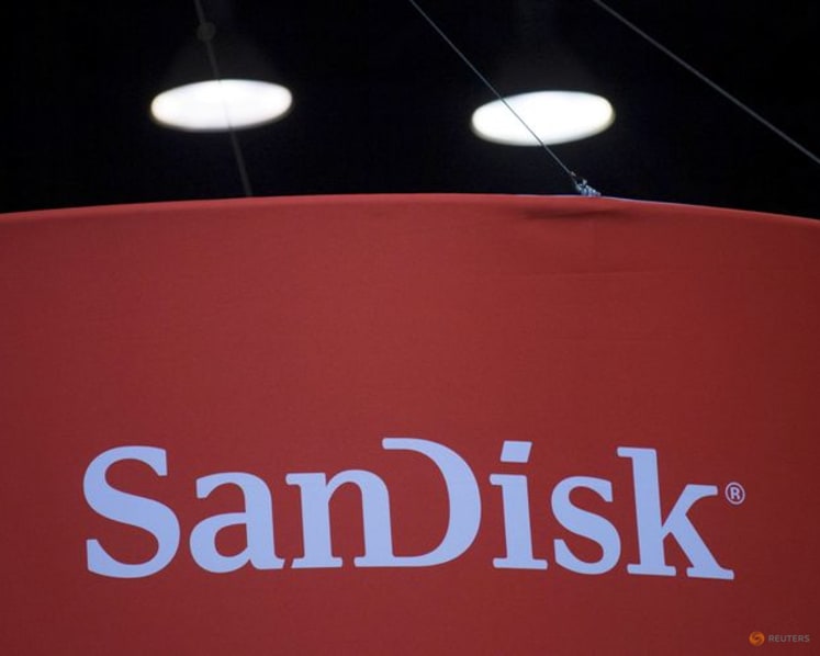 Western Digital to sell partial stake in Sandisk for $3.17 billion to cut debt