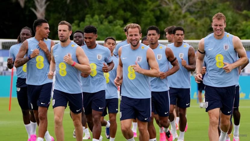 Burn has eye on title despite England's long wait to win World Cup