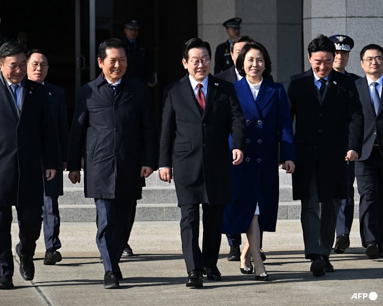 Xi urges South Korea's Lee to make 'right choices' in turbulent world