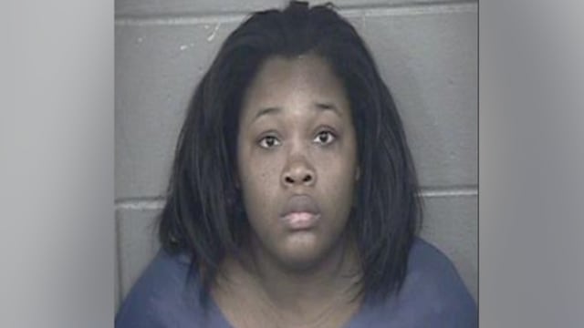 称误把烤箱当婴儿床致女婴烧伤死亡 母亲判监13年
