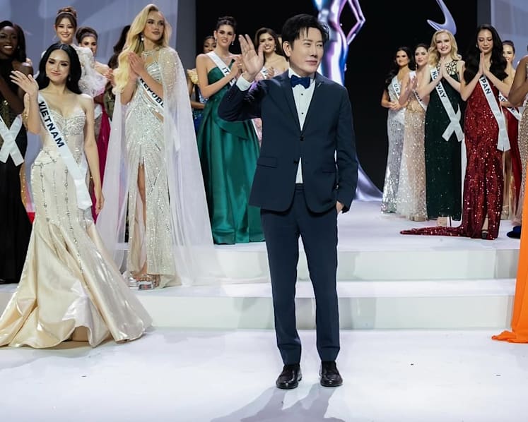 Miss Universe Thailand director Nawat Itsaragrisil apologises for controversy, claims he said 'damage', not 'dumb head'