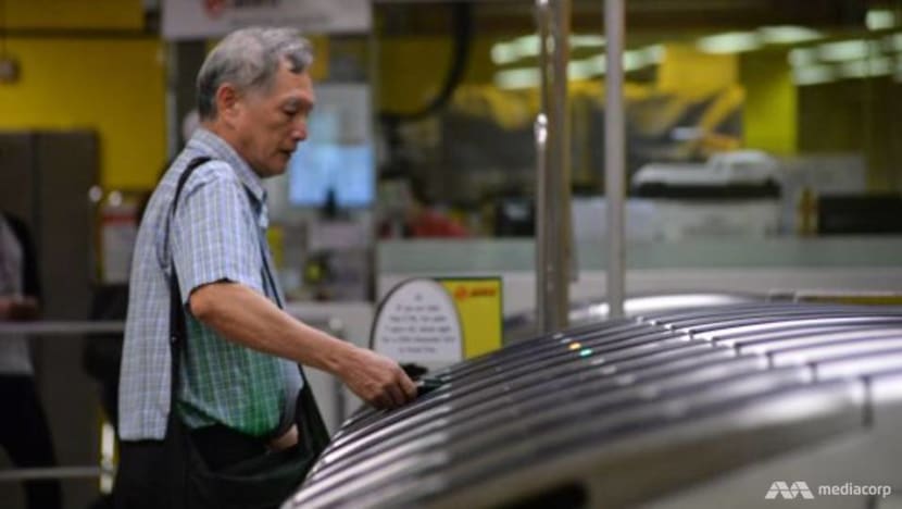 Non-SimplyGo EZ-Link, NETS FlashPay cards not valid for public transport from June