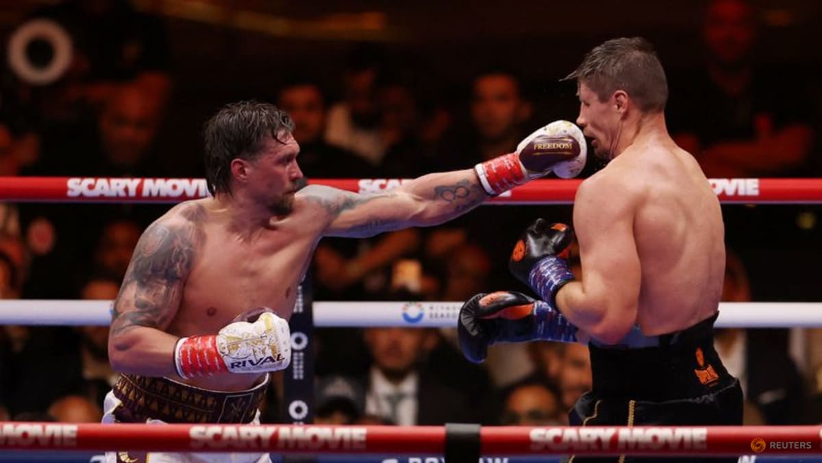Usyk avoids shock with 11th round stoppage of Verhoeven