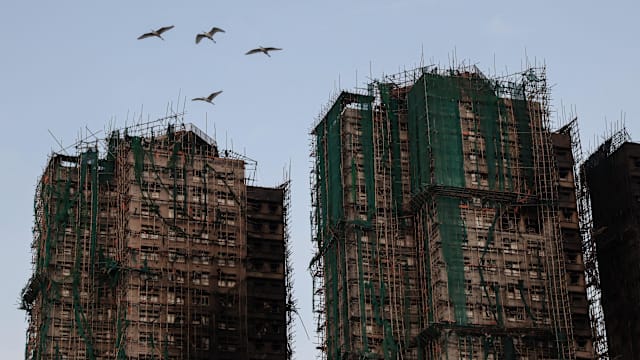 香港所有政府建筑设施将一连三天降半旗致哀