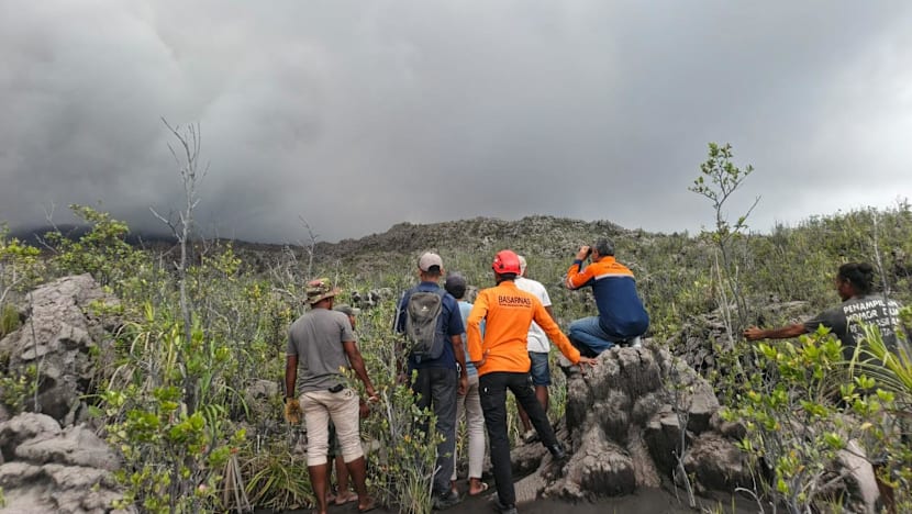 Rescuers find body of first confirmed fatality from Mount Dukono eruption; believed to be Indonesian national