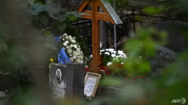 俄雇佣兵首领普里戈津下葬圣彼得堡公墓 普京未出席葬礼