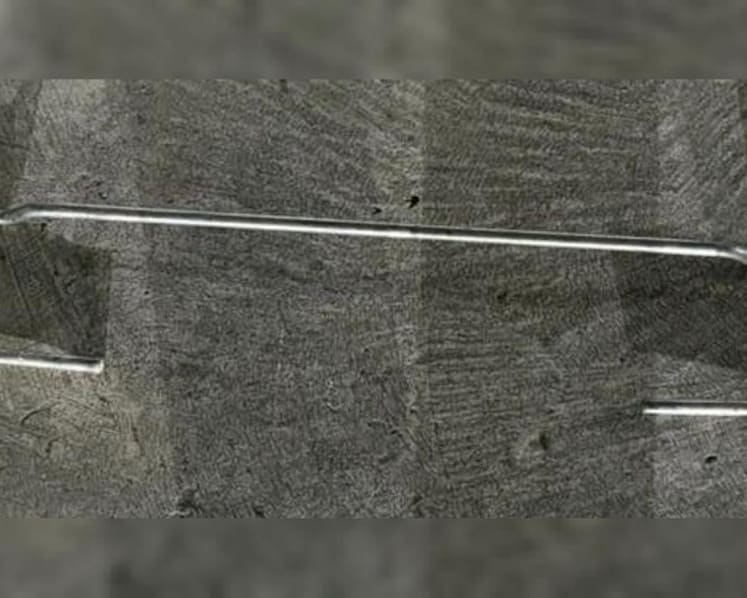 Man arrested for alleged supermarket robbery attempt using metal rod