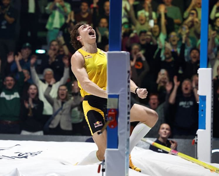 Duplantis sets 15th pole vault world record