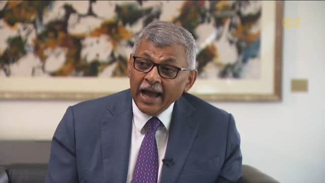 首席大法官：社媒使单一观点不断被强化 或导致“真相衰退”