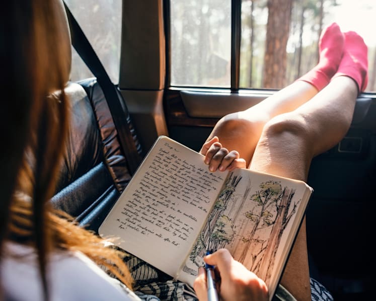 How to keep a travel journal