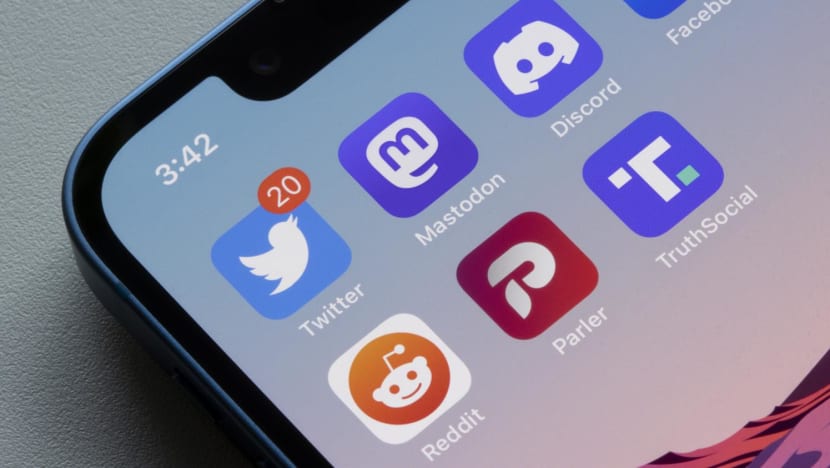Commentary: Thinking of breaking up with Twitter? Here’s the right way to do it Commentary: Thinking of breaking up with Twitter? Here’s the right way to do it