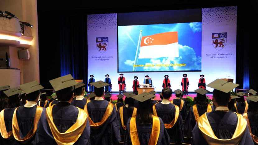 More graduates remained unemployed 6 months after leaving school in 2022, but median salaries up: Survey
