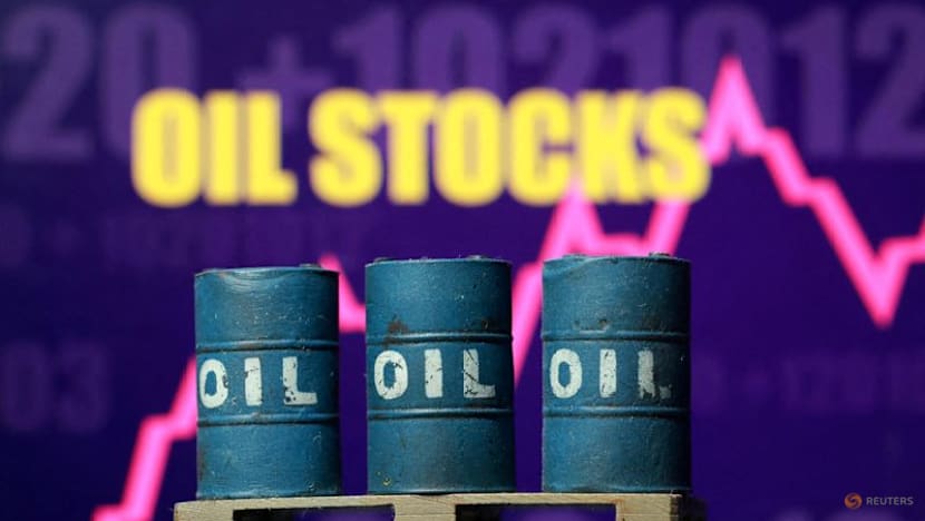 Traders place $760 million bet on falling oil ahead of Hormuz announcement 