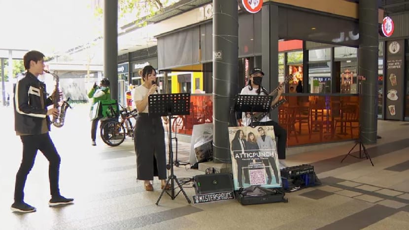 'Busker' berpengalaman boleh dapat permit lebih lama mulai April
