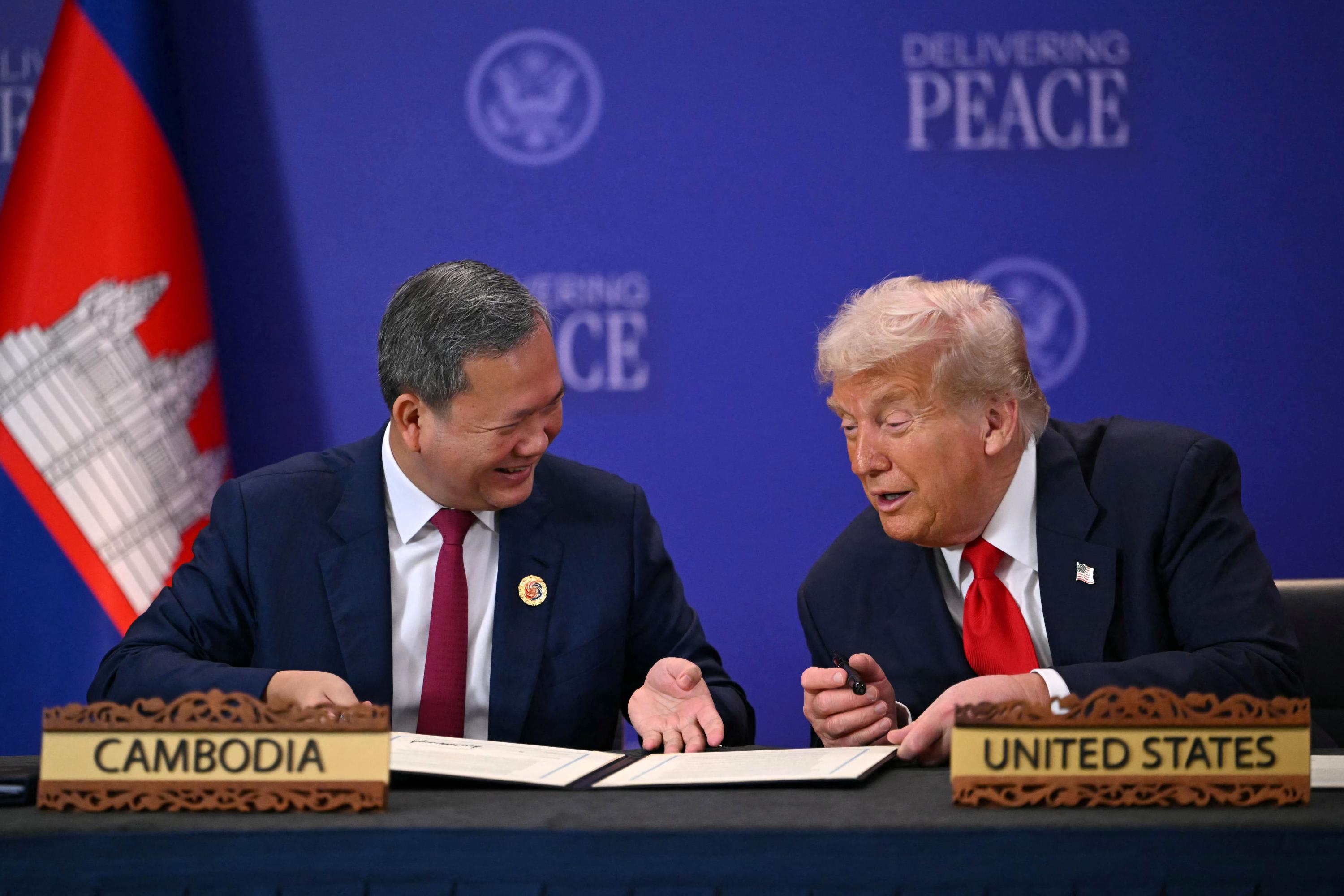 美国解除对柬埔寨的国防贸易禁运- 8world