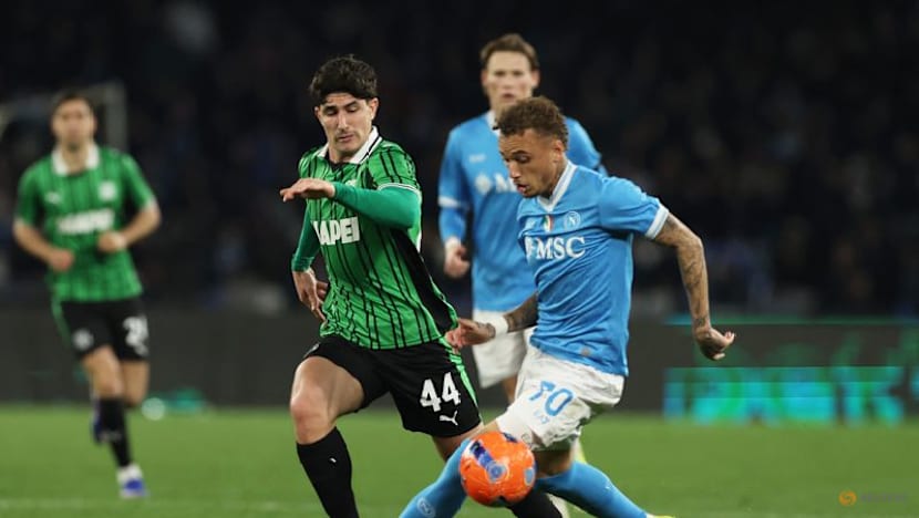 Napoli edge Sassuolo to return to winning ways