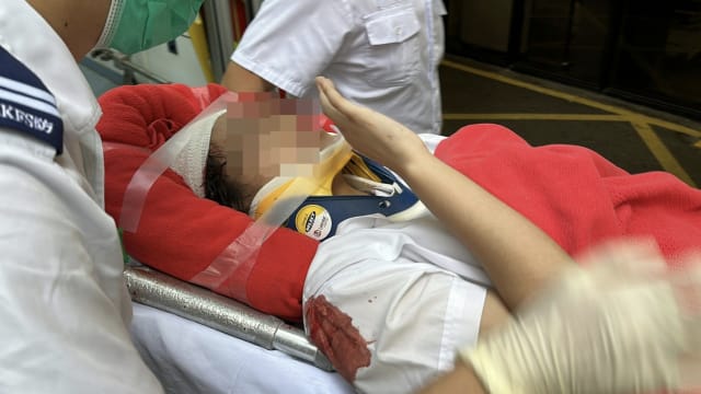 上学路上遭天降石头击中 香港女生头破血流