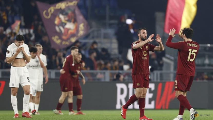 Roma book Europa League playoff place with win over Frankfurt