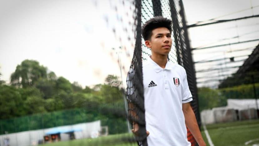 Footballer Ben Davis makes first-team debut for Fulham
