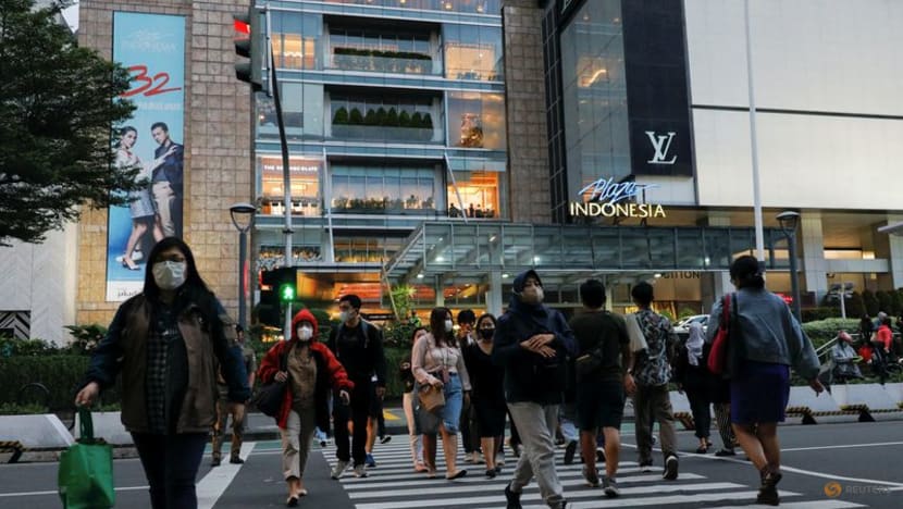 Indonesia's inflation slightly above forecast, more rate cuts seen Indonesia's inflation slightly above forecast, more rate cuts seen