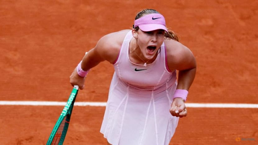 Shadow of war looms large over French Open as semi-final lineup takes shape