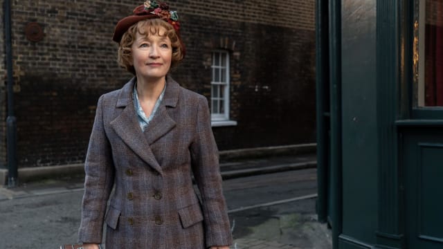 新片上映：Mrs. Harris Goes To Paris