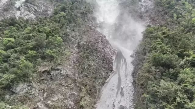 花莲山区搜救有难度 砂卡礑布道0.85公里处传异味