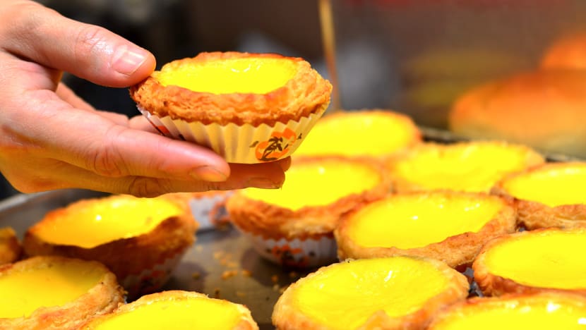 Honolulu Cafe Singapore's Egg Tarts And Milk Tea Are As Good As The Ones In Hong Kong Honolulu Cafe Singapore's Egg Tarts And Milk Tea Are As Good As The Ones In Hong Kong