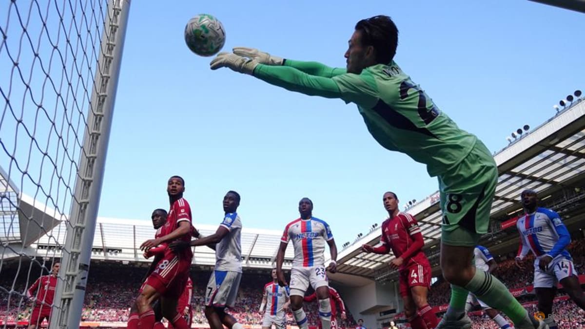 Liverpool edge closer to Champions League but Salah injury clouds Palace win