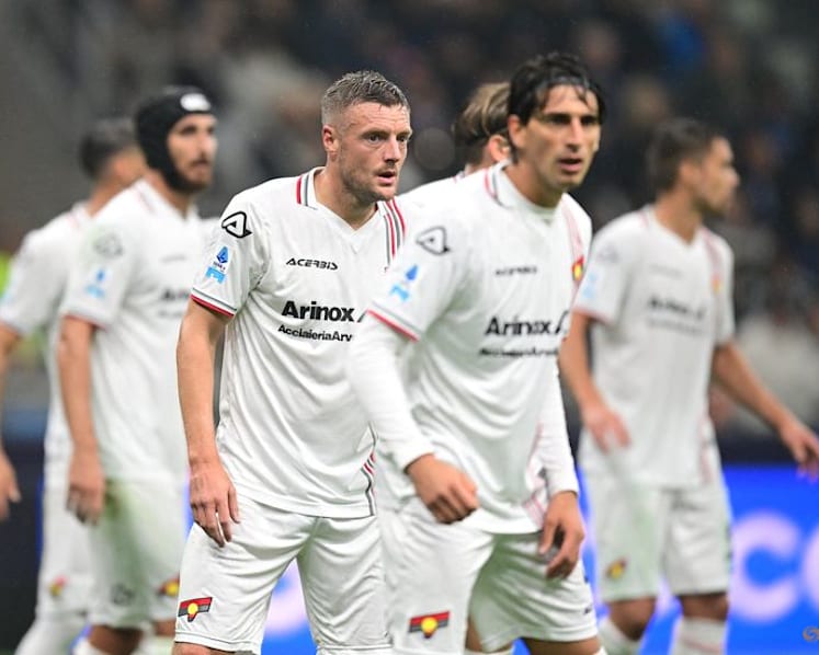 Inter’s four-goal flourish sinks Cremonese at rainy San Siro
