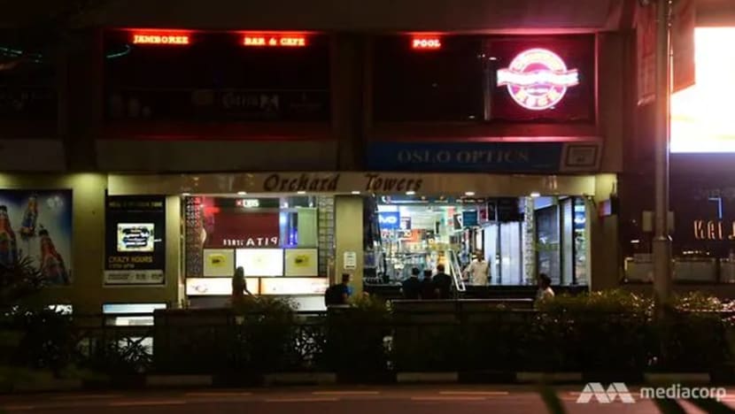 Penumpang berkelakuan buruk dipenjara selepas hentak bumbung teksi, pukul pemandu