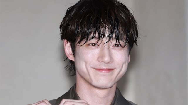 2025年才爆劈腿永野芽郁　坂口健太郎宣布结婚！